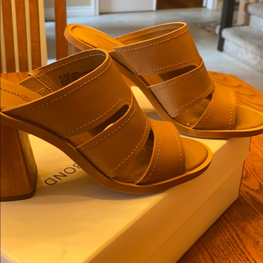 tan summer heels!